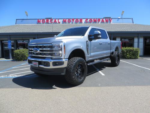 2023 Ford F-350 SD Lariat Crew Cab Long Bed 4WD